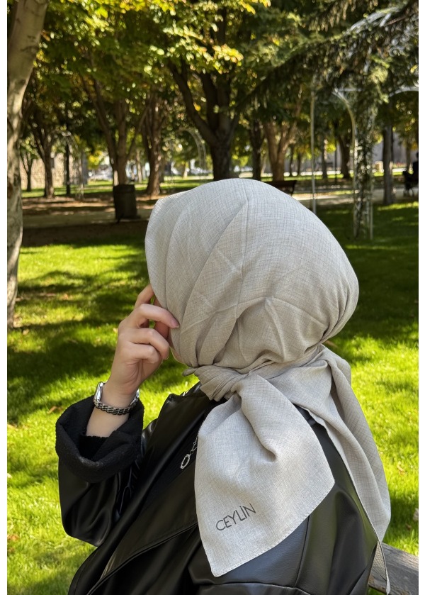 Ceylin Krep Lakost Eşarp