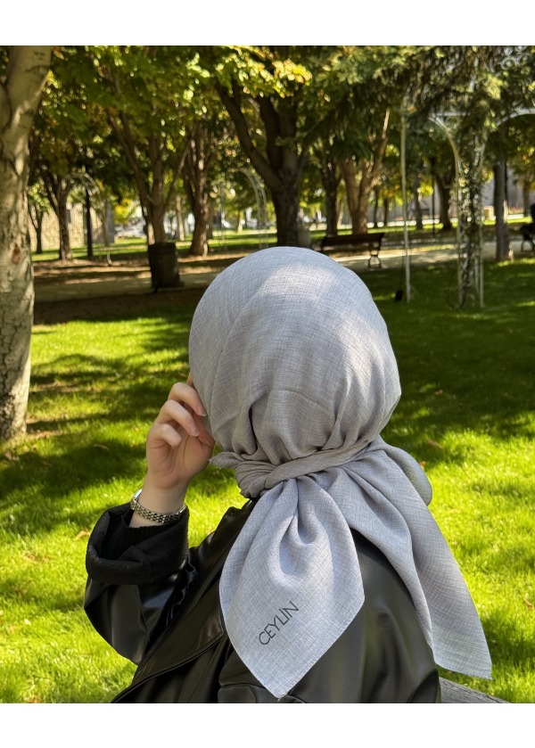 Ceylin Krep Lakost Eşarp