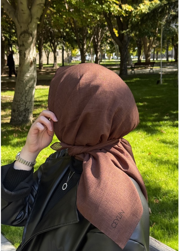 Ceylin Krep Lakost Eşarp