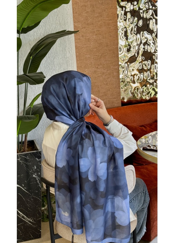 Ceylin desenli soft şal 