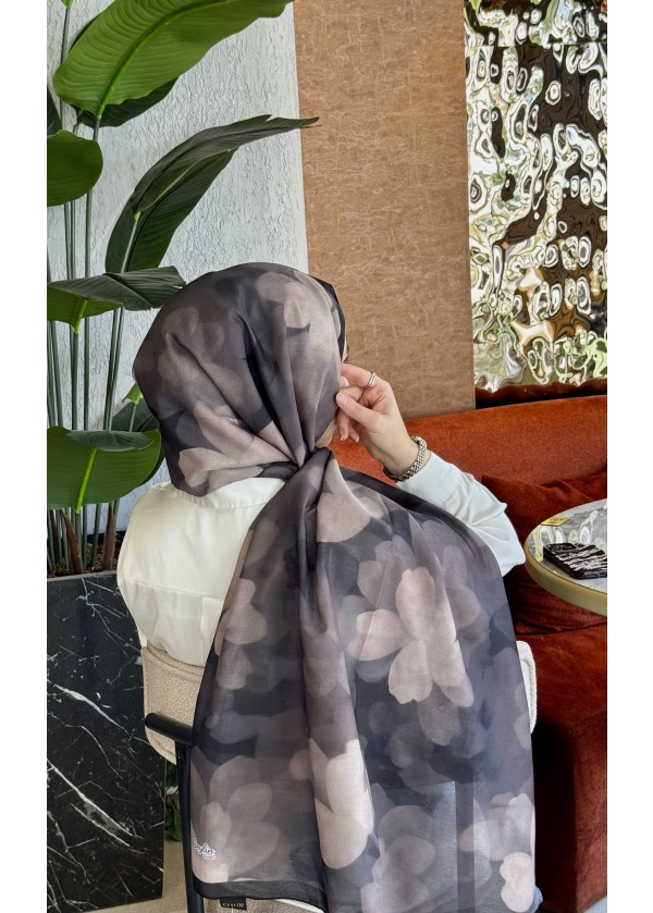 Ceylin desenli soft şal 