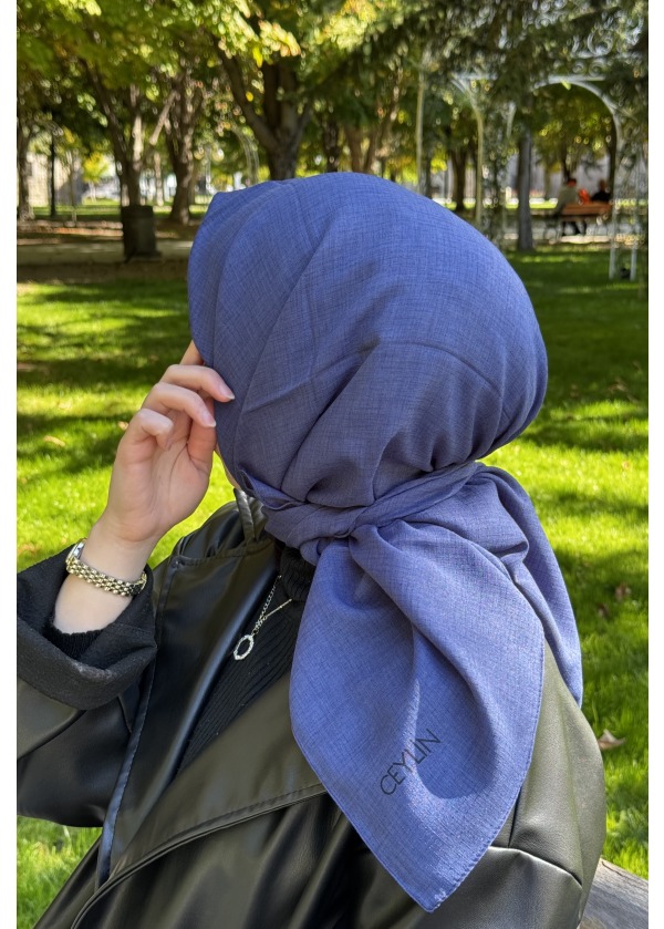 Ceylin Krep Lakost Eşarp