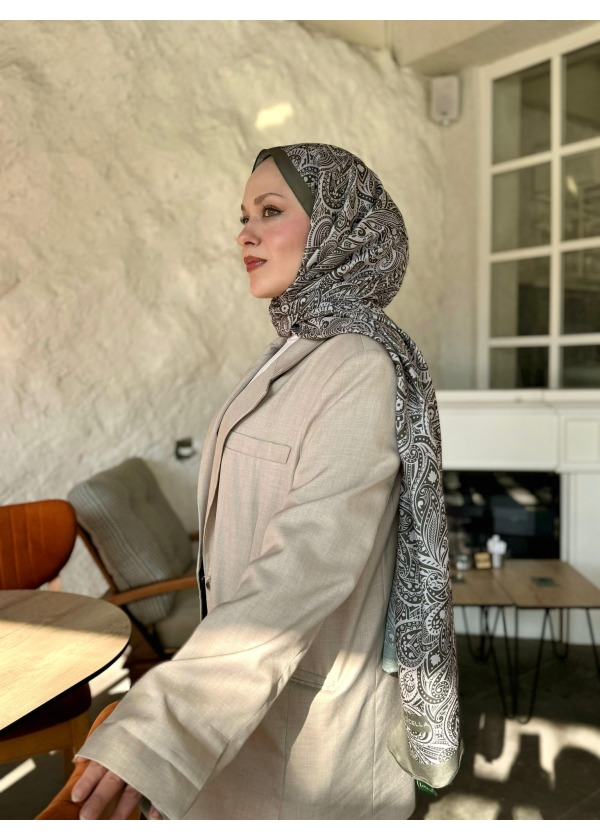 Locella Şal